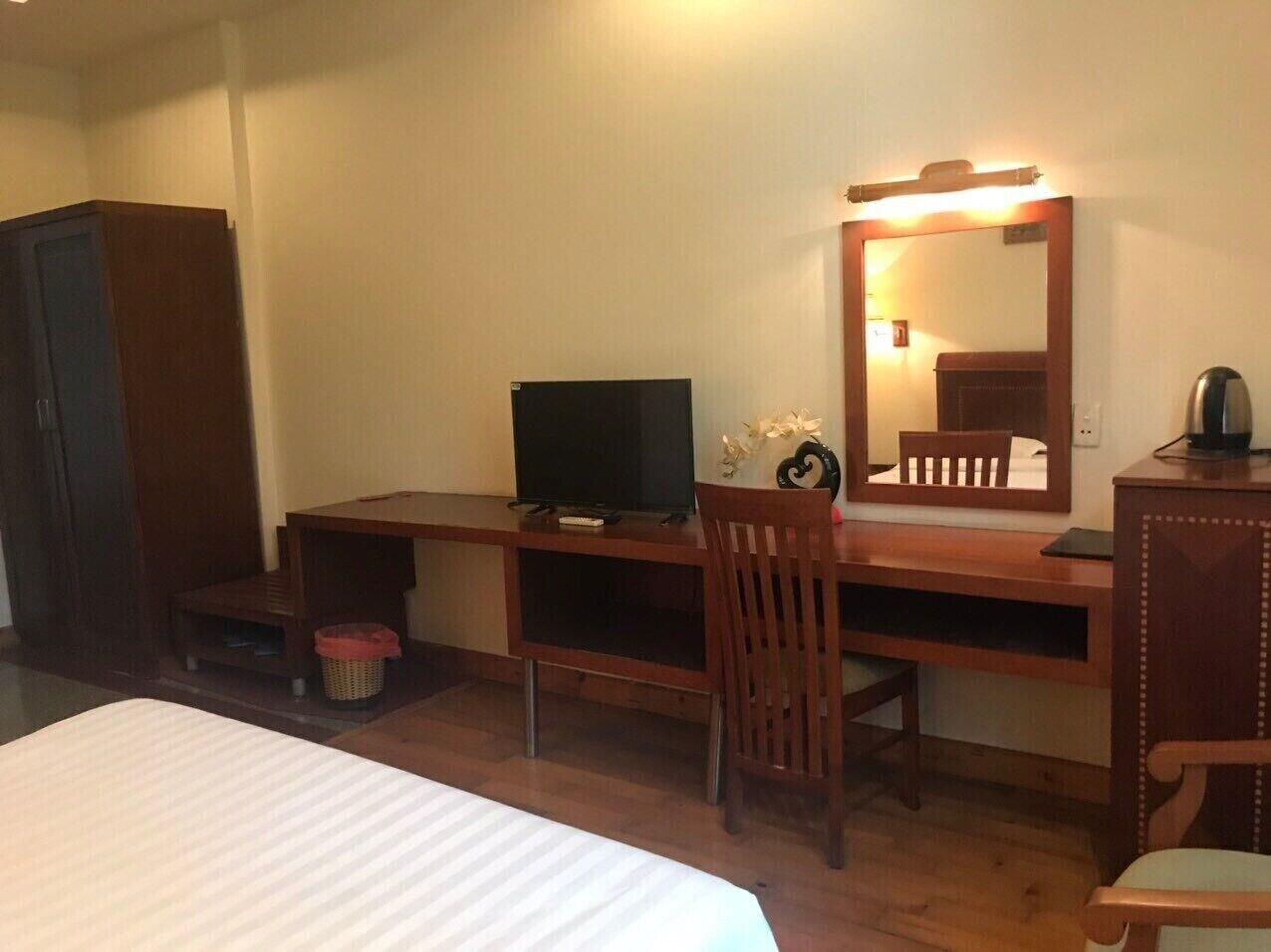 Hoang Yen 2 Hotel Thu Dau Mot Buitenkant foto
